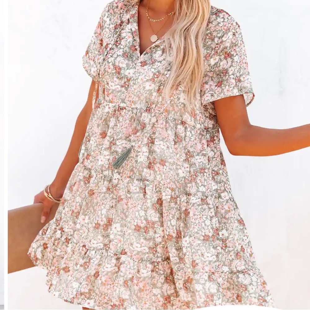 NWT! Vici Crystal Clear Floral Metallic Babydoll Tunic